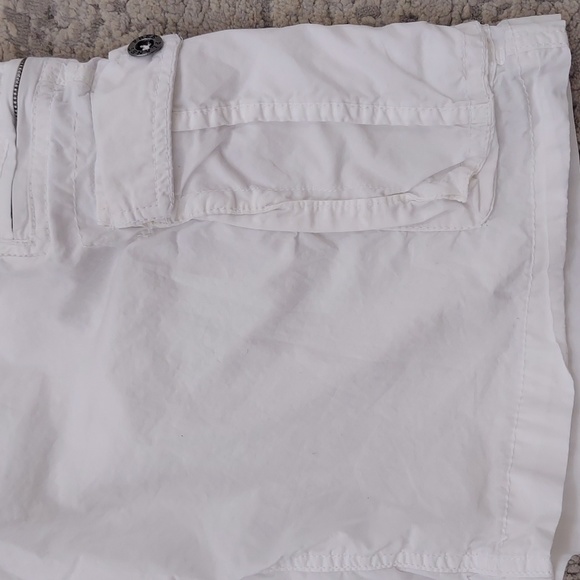 Men's shorts - Picture 3 of 3